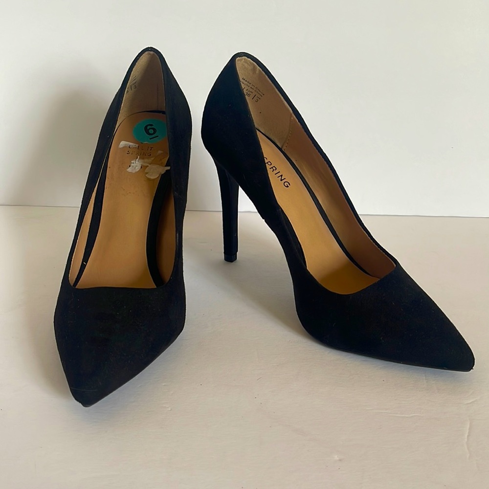 Black Pointed Toe Stiletto Pumps